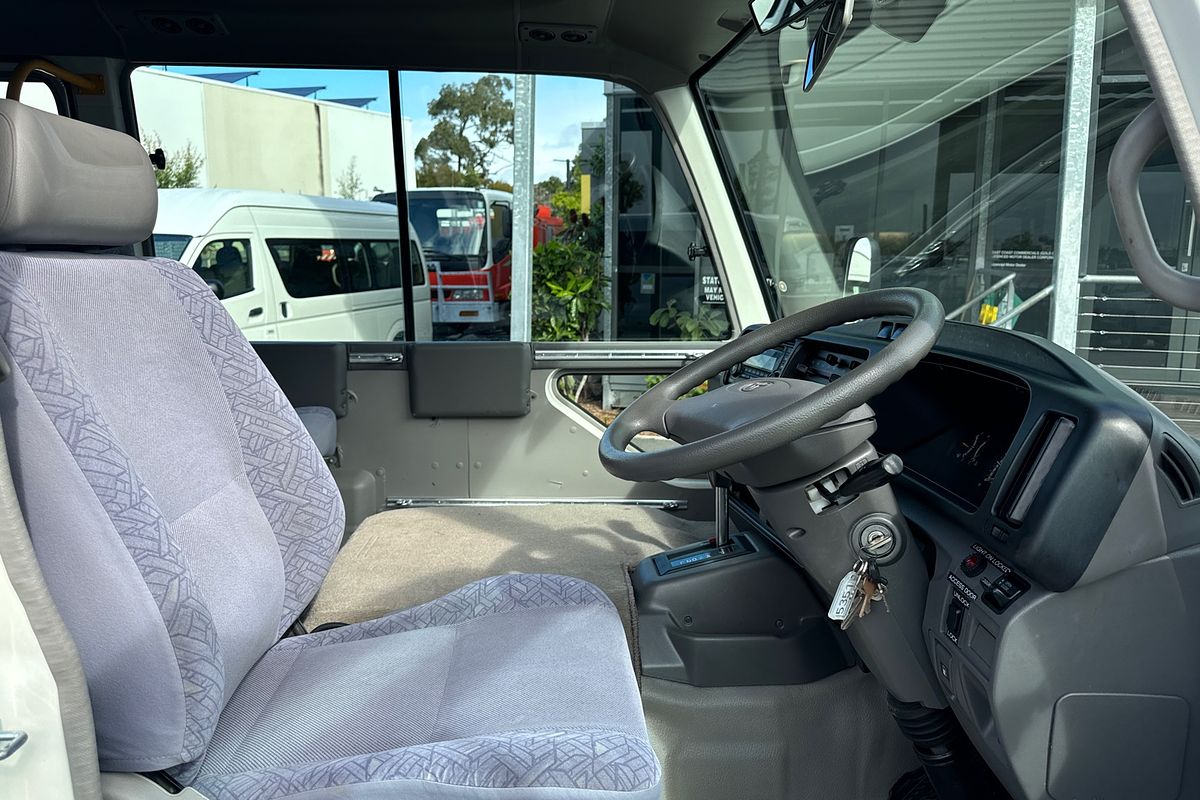 2013 Toyota Coaster Deluxe XZB50R