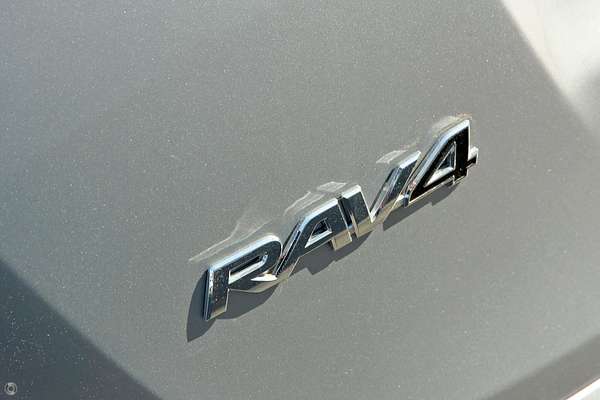 2018 Toyota RAV4 GXL ZSA42R