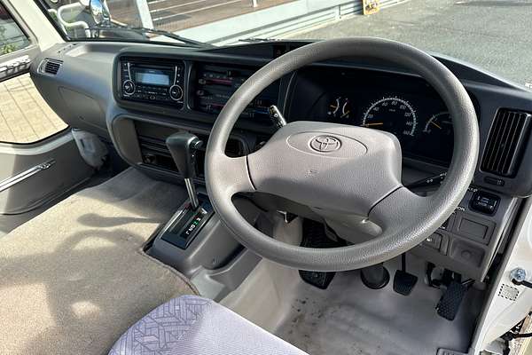 2013 Toyota Coaster Deluxe XZB50R