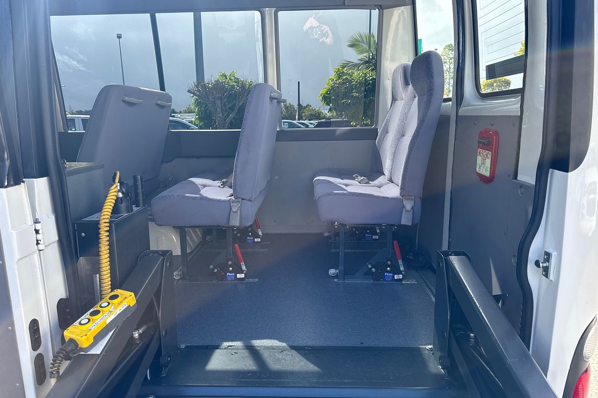 2013 Toyota Coaster Deluxe XZB50R