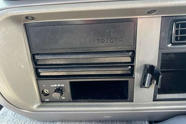 2013 Toyota Coaster Deluxe XZB50R