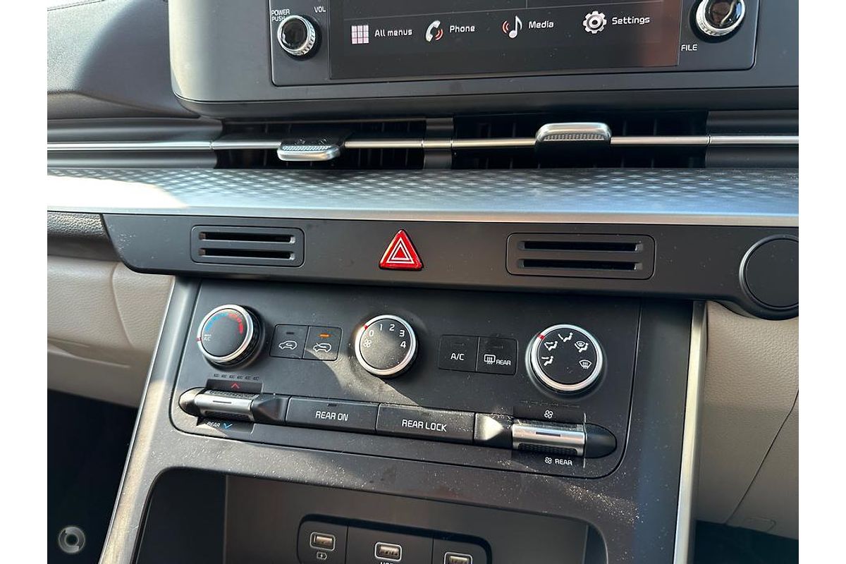 2023 Kia Carnival S KA4