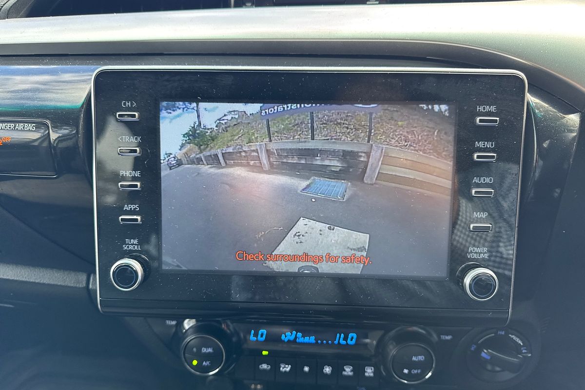 2024 Toyota Hilux SR5 48V GUN126R 4X4