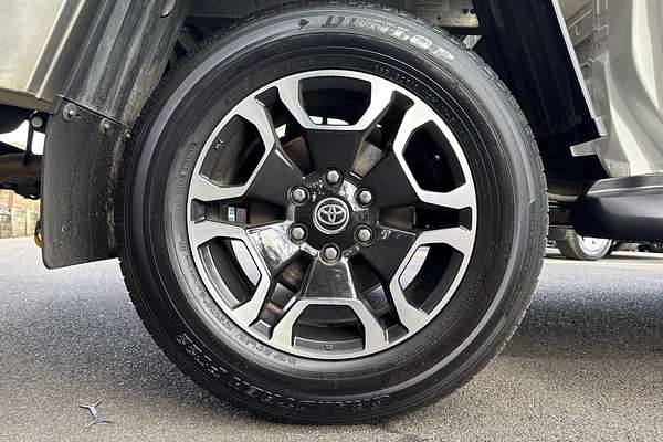 2024 Toyota Hilux SR5 48V GUN126R 4X4