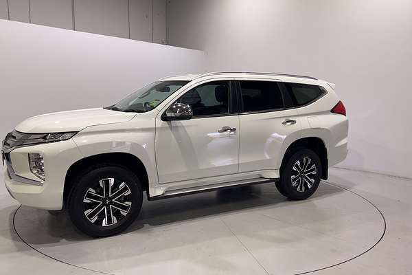 2023 Mitsubishi Pajero Sport GLS QF