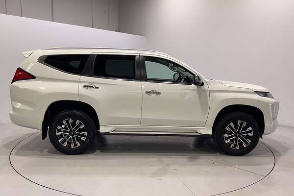 2023 Mitsubishi Pajero Sport GLS QF