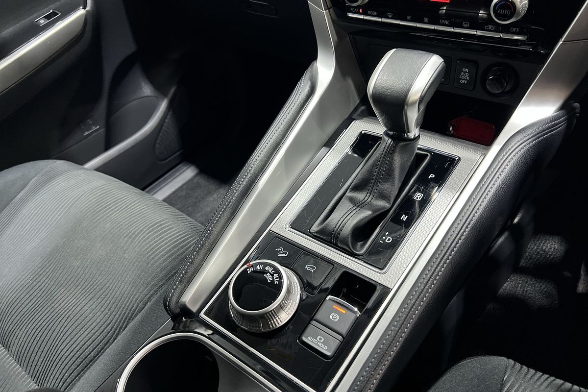 2023 Mitsubishi Pajero Sport GLS QF