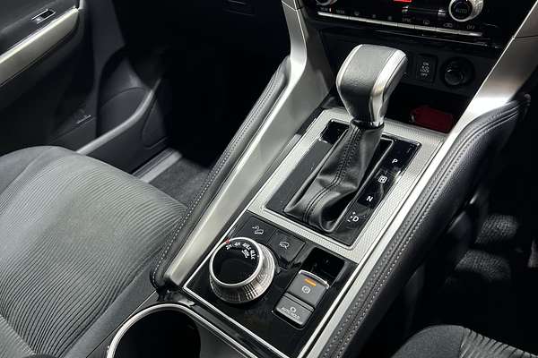2023 Mitsubishi Pajero Sport GLS QF