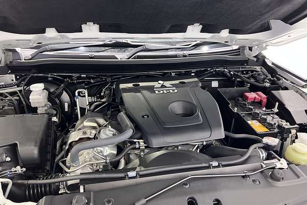 2023 Mitsubishi Pajero Sport GLS QF