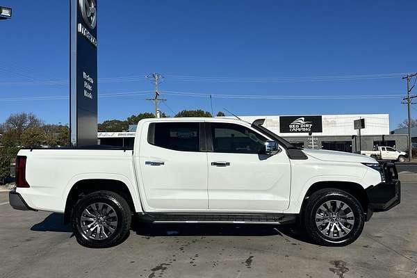 2024 Mitsubishi Triton GLS MV 4X4