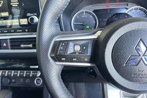 2024 Mitsubishi Triton GLS MV 4X4