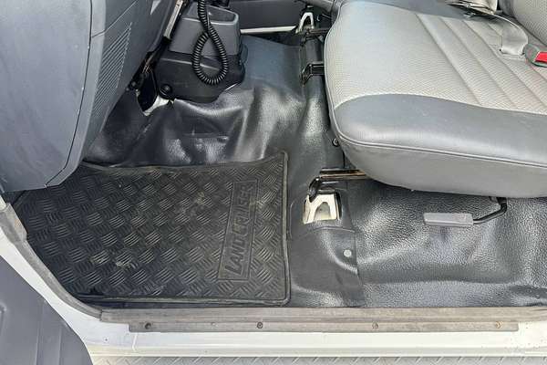 2011 Toyota Landcruiser Workmate VDJ79R 4X4