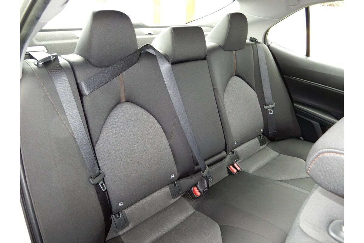 2018 Toyota Camry Ascent Sport ASV70R