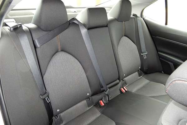 2018 Toyota Camry Ascent Sport ASV70R