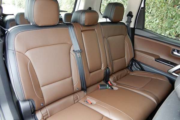 2024 Mahindra Scorpio Z8L