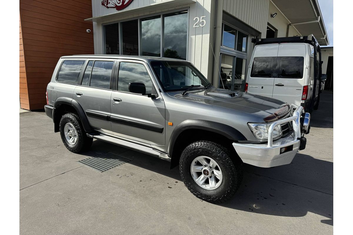 2004 Nissan Patrol ST GU III