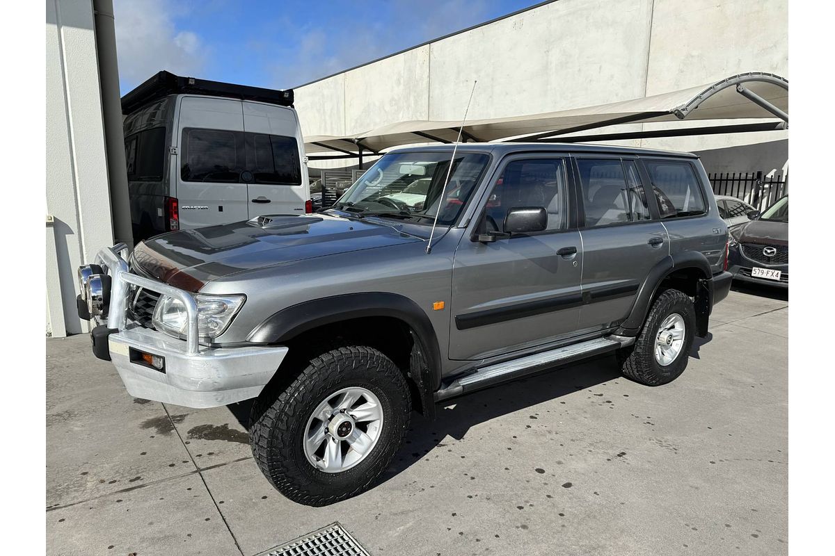 2004 Nissan Patrol ST GU III