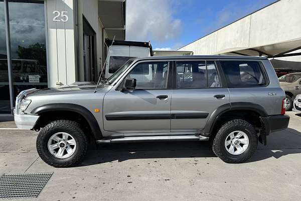 2004 Nissan Patrol ST GU III
