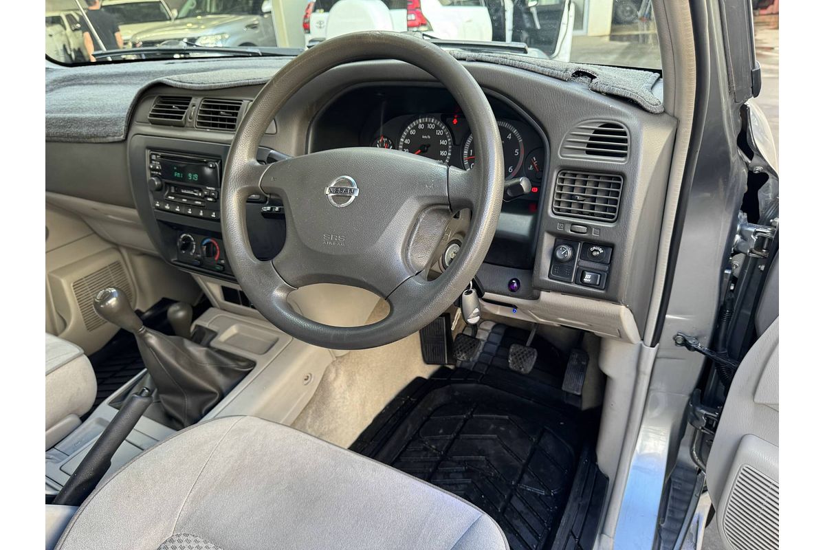 2004 Nissan Patrol ST GU III