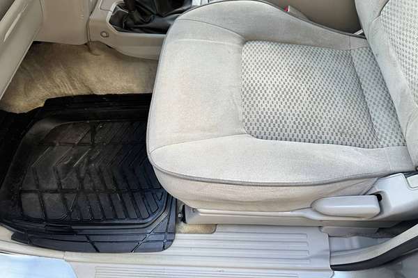 2004 Nissan Patrol ST GU III