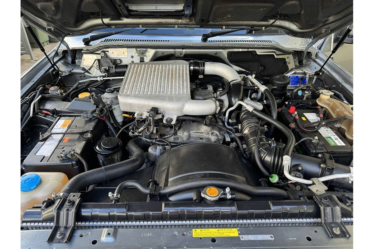 2004 Nissan Patrol ST GU III