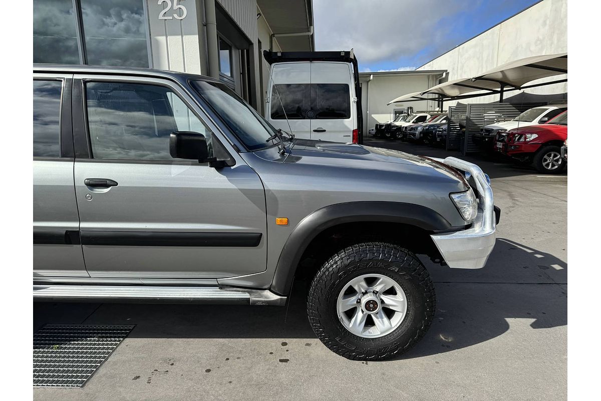 2004 Nissan Patrol ST GU III