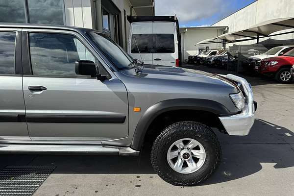 2004 Nissan Patrol ST GU III