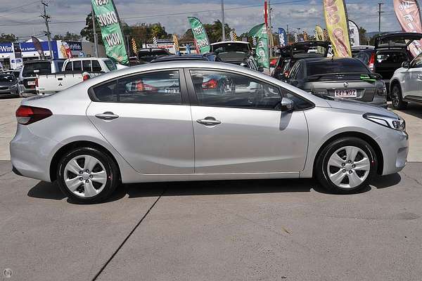 2017 Kia Cerato S YD