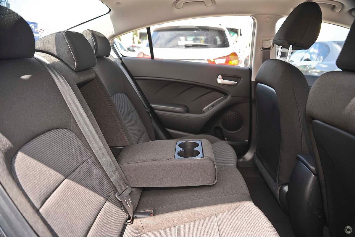 2017 Kia Cerato S YD