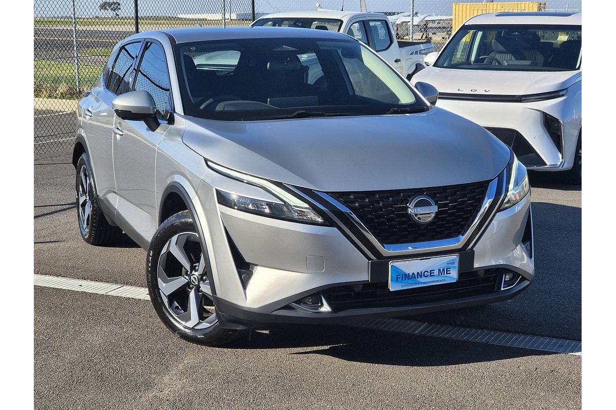 2023 Nissan QASHQAI ST+ J12
