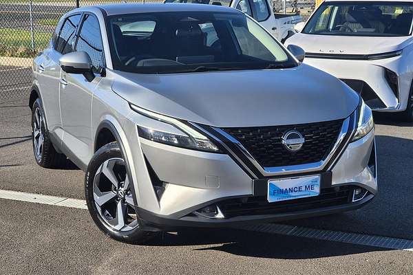 2023 Nissan QASHQAI ST+ J12