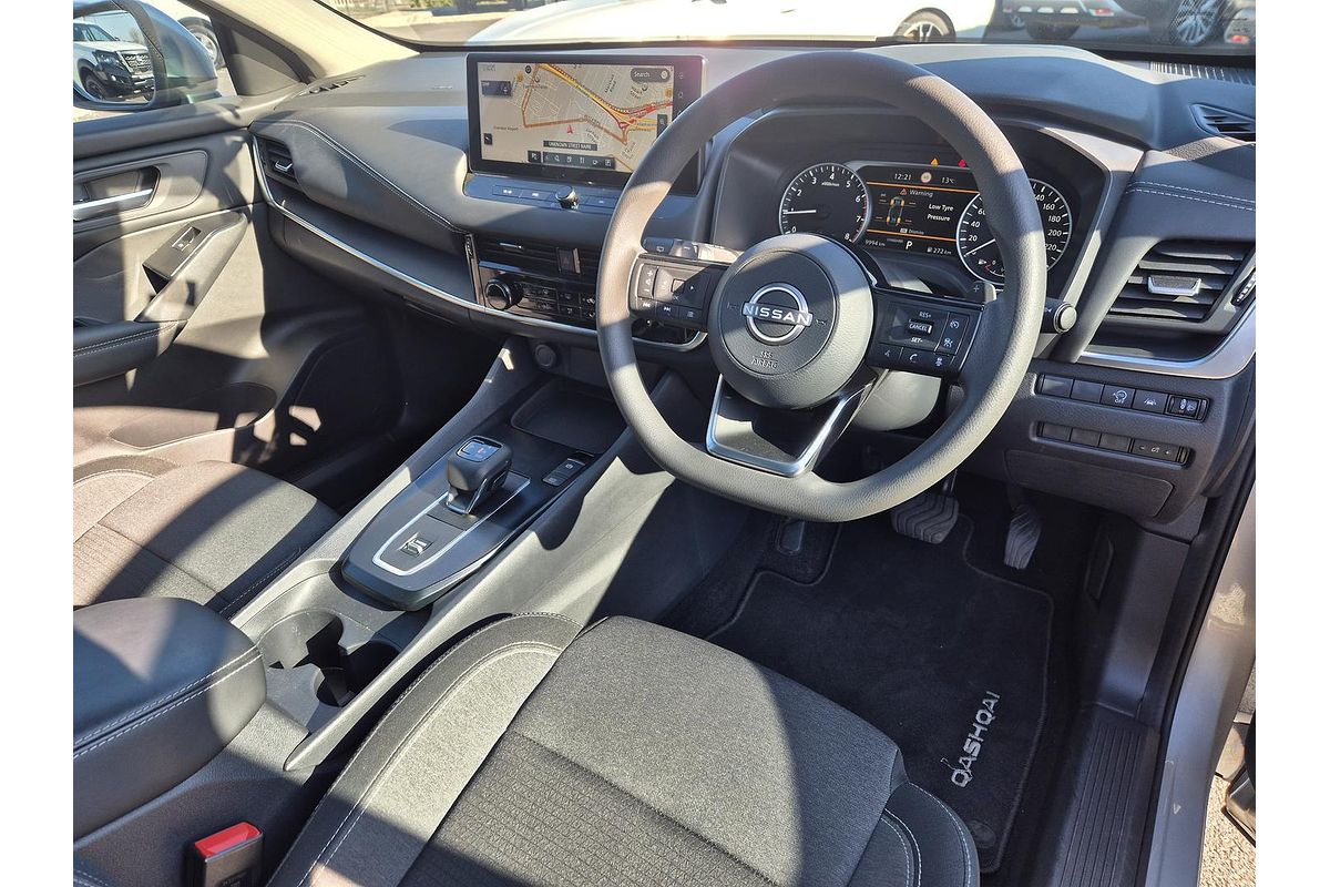 2023 Nissan QASHQAI ST+ J12