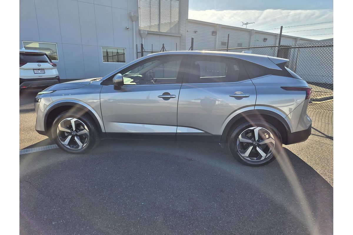 2023 Nissan QASHQAI ST+ J12