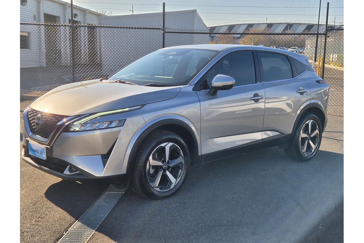 2023 Nissan QASHQAI ST+ J12