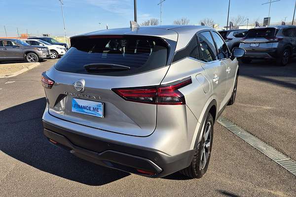 2023 Nissan QASHQAI ST+ J12