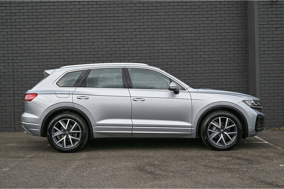2024 Volkswagen Touareg 210TDI Elegance RC
