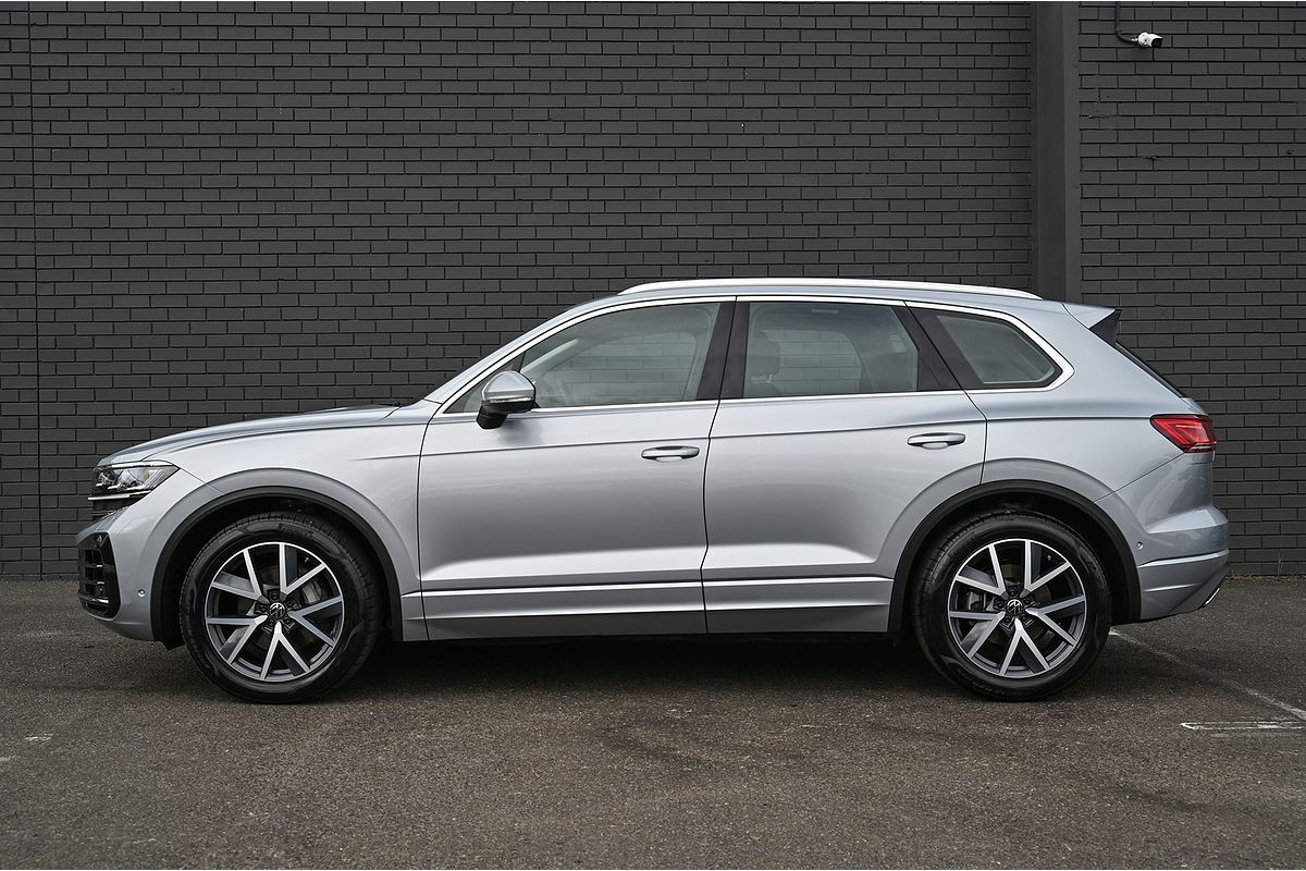 2024 Volkswagen Touareg 210TDI Elegance RC