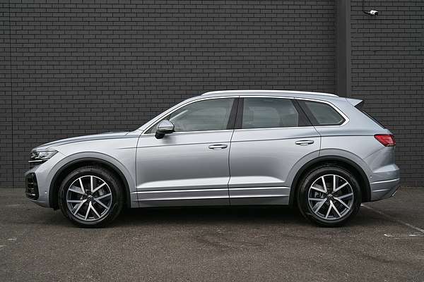 2024 Volkswagen Touareg 210TDI Elegance RC