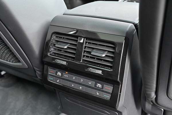 2024 Volkswagen Touareg 210TDI Elegance RC