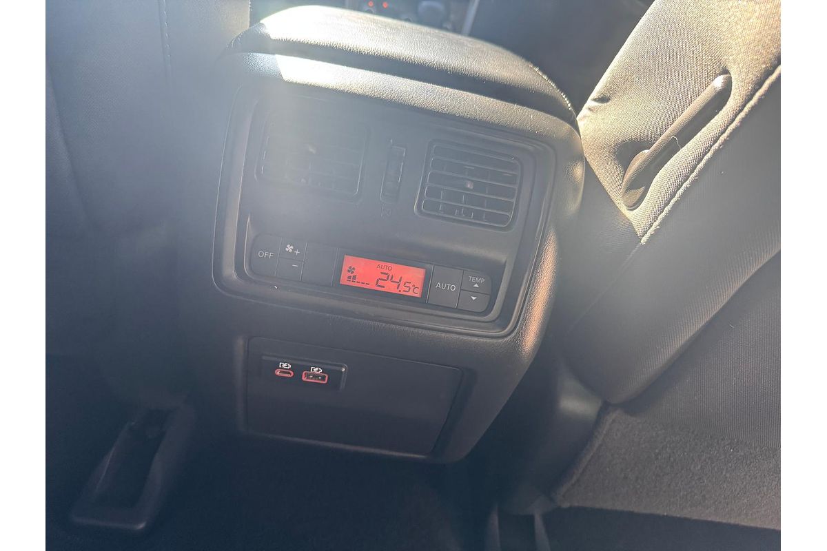 2020 Nissan Pathfinder ST R52 Series III