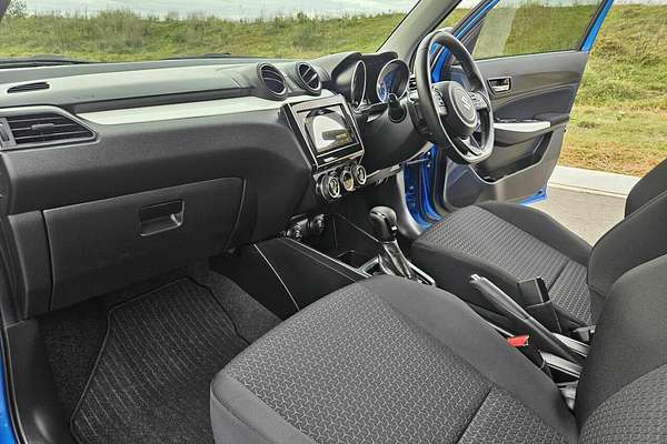 2017 Suzuki Swift GLX Turbo AZ