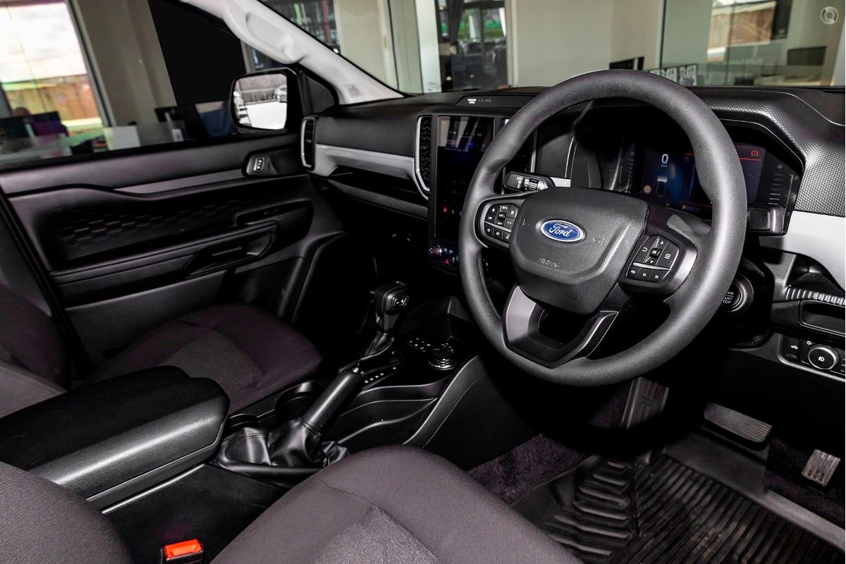 2025 Ford Ranger XLS 4X4 2.0L