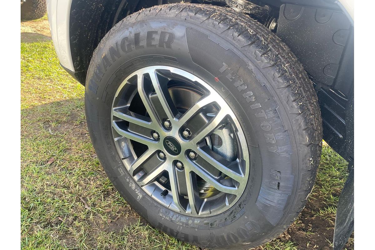 2025 Ford Everest Trend 2.0L