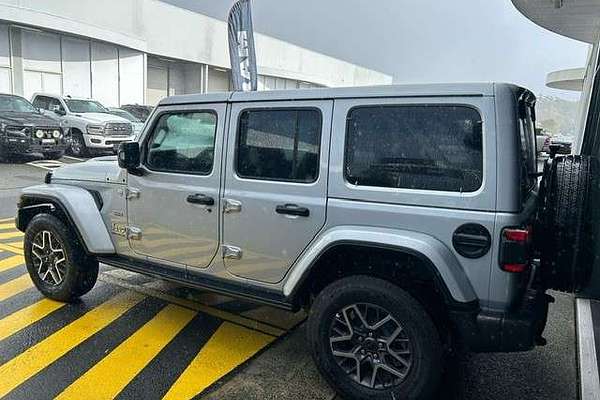 2024 Jeep Wrangler Unlimited Overland JL