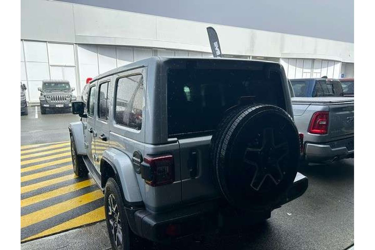 2024 Jeep Wrangler Unlimited Overland JL