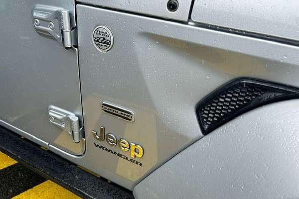 2024 Jeep Wrangler Unlimited Overland JL