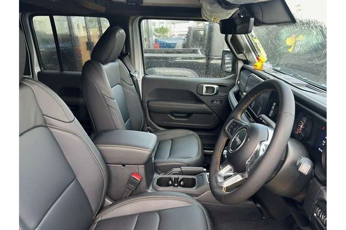 2024 Jeep Wrangler Unlimited Overland JL