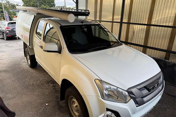 2018 Isuzu D-MAX SX 4X4