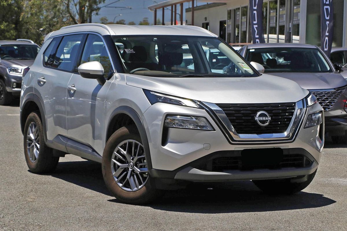 2024 Nissan X-TRAIL ST T33