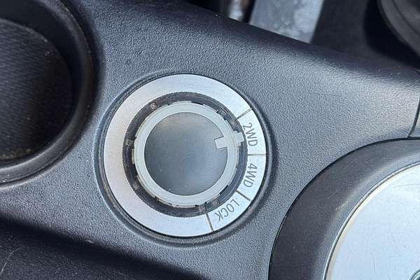 2011 Mitsubishi Outlander LS ZH